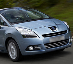 peugeot 5008 van family car
